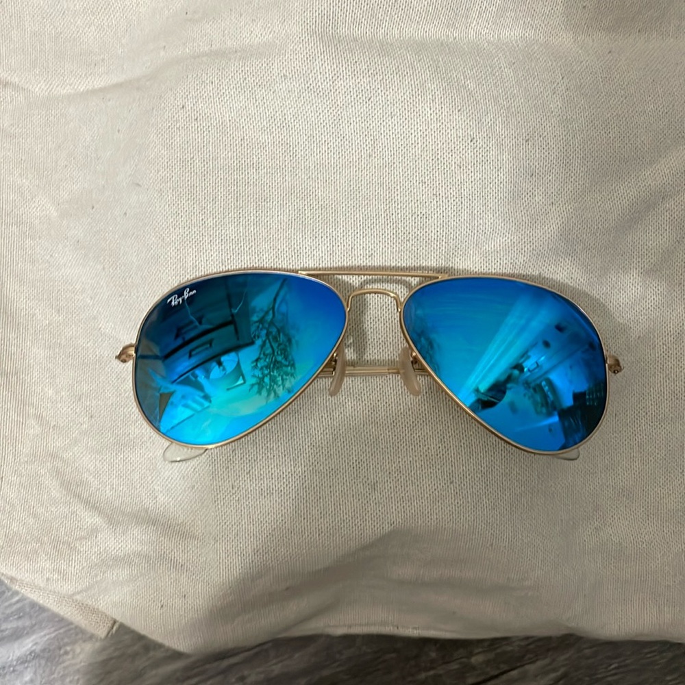 Ray-ban blue mirrored sunglasses